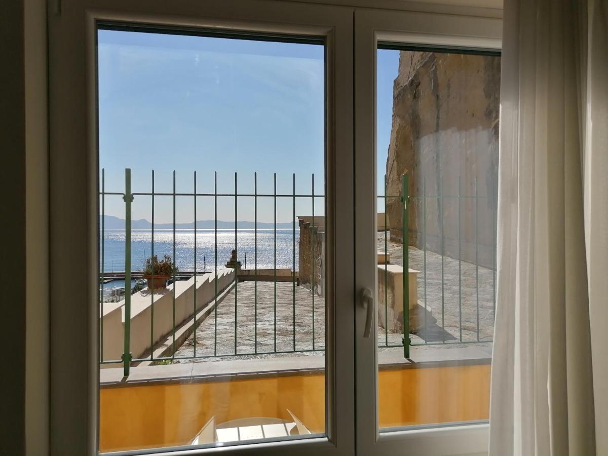 Napoli D'Amare B&B Exteriör bild